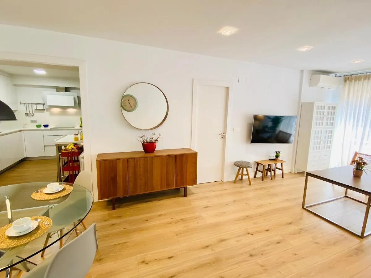 Apartment Apto De Diseno Centro Parking Calefaccion Aire Wifi Granada Spain